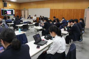 山梨県立吉田高等学校・四川省内江市第二中学 オンライン交流会が行われました。