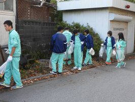 校外美化活動（1年）が行われました