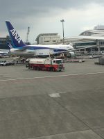 修学旅行団 那覇空港に到着しました