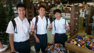 修学旅行団2日目午後の様子です