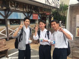 修学旅行団2日目午後の様子です