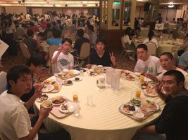 修学旅行団2日目午後の様子です