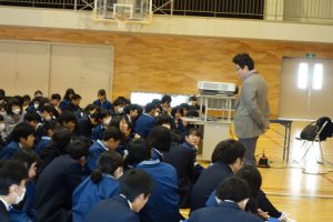 平成29年度 2学年進路講演会が行われました