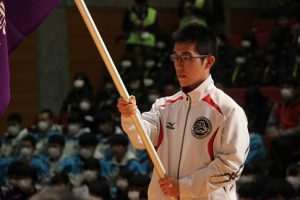 第67回全国高等学校スケート競技選手権大会の開始式の様子です