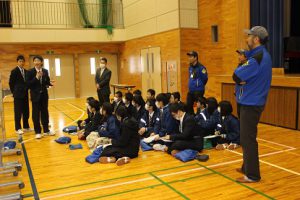 第2学年総合的な学習の時間「富士山学」研究発表会が行われました