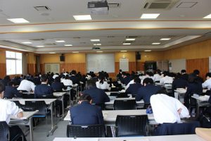 平成30年度理数科ＧＷ登校学習会が始まりました