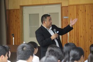 第3学年進路講演会が行われました