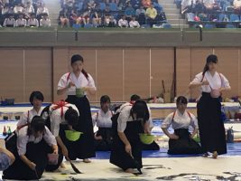 祝 優秀賞　第8回山梨県高等学校書道パフォーマンス大会（書道部）