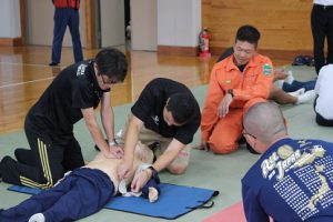 「大事な命を守るために」心肺蘇生法講習会が行われました