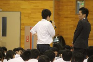熱く夢を叫べ！できっこないをやらなくちゃ！講演会が行われました