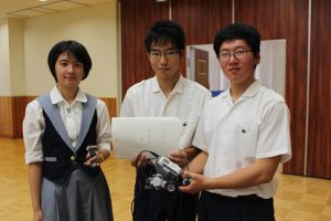 平成30年度山梨大学ものづくり出張授業(メカパイロット出前授業)が行われました