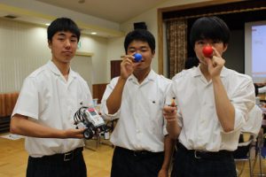 平成30年度山梨大学ものづくり出張授業(メカパイロット出前授業)が行われました