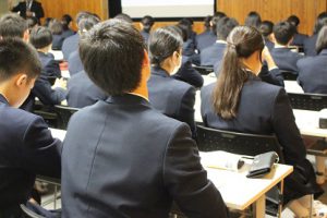 第３学年出願ガイダンスが行われました