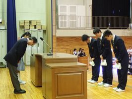 平成30年度後期･平成31年度前期生徒会役員認証式が行われました