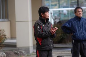 1学年学校周辺の環境美化活動を行いました