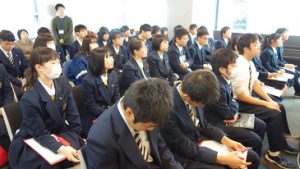 理数科1年生企業見学会が行われました