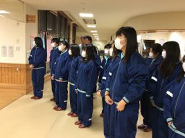 自分たちの力で一からやってみる～書道部ボランティア活動～