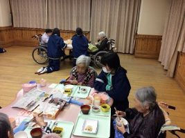 自分たちの力で一からやってみる～書道部ボランティア活動～