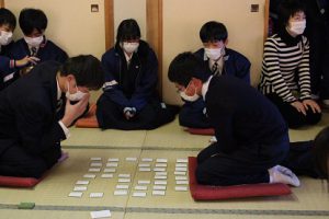 平成30年度第56回校内百人一首大会が行われました