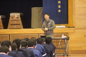 1学年総合的な学習の時間「富士山学」講演会が行われました