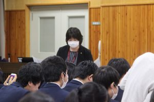 インターネット取り引きの危険性～家庭科の授業から～