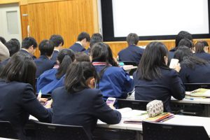 インターネット取り引きの危険性～家庭科の授業から～