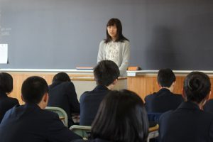 平成30年度 第12回 1学年オープンスタディー（卒業生の話）が行われました