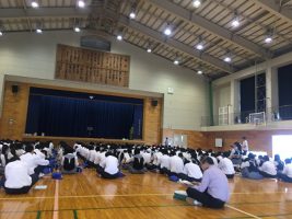 1学年総合的な探究の時間 「富士山学」課題設定が行われました