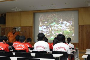 令和元年度 総合的な学習の時間  2学年「富士山学」校外学習が行われました