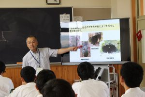令和元年度 総合的な学習の時間  2学年「富士山学」校外学習が行われました