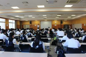 普通科1･2年生登校学習会が始まりました