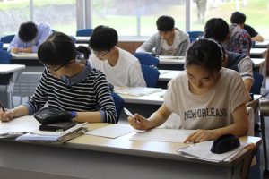 令和元年度理数科夏期宿泊学習会の様子です