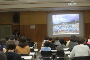 第1学年授業公開･保護者説明会が行われました