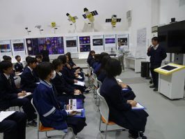 令和元年度理数科第2回企業見学会が行われました