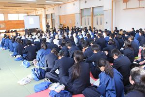 令和元年度1学年総合的な探究の時間｢富士山学｣ 学年発表会が行われました