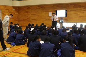 1学年総合的な探究の時間「富士山学Ⅱワークショップ」が行われました