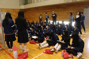 令和元年度 第２学年総合的な学習の時間「富士山学」研究発表会が行われました