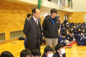 令和元年度 第２学年総合的な学習の時間「富士山学」研究発表会が行われました