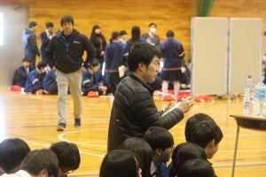 令和元年度 第２学年総合的な学習の時間「富士山学」研究発表会が行われました