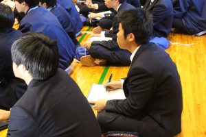 令和元年度 第２学年総合的な学習の時間「富士山学」研究発表会が行われました