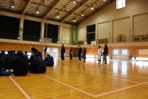 第１学年「朝時間 活用プロジェクト」の様子です