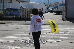 しなやかな心の育成プロジェクト・通学時マナーアップ運動が行われました