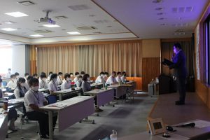 粟井英朗環境財団　環境保全支援事業　理数科 課題研究 発表会が行われました