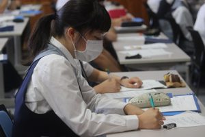 粟井英朗環境財団　環境保全支援事業　理数科 課題研究 発表会が行われました