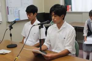 生徒会役員候補立会演説会・投票が行われました