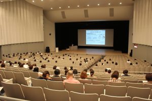 令和2年度第1学年・第2学年進学講演会が行われました