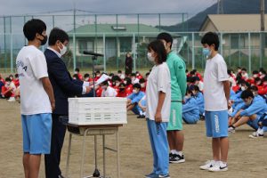 令和2年度 前期末納め式が行われました