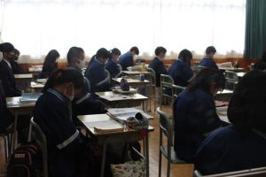 東日本大震災から10年。2021年3月11日、14時46分、黙とう。