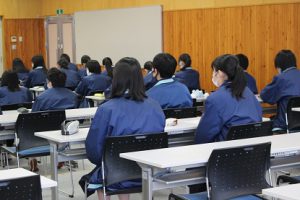 令和3年3月13日(土)1・2年生オープンスタディー「先輩の話を聞く会」