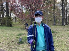 富士山環境保全活動のボランティアを（放送部・数理部生物班）協力して行いました